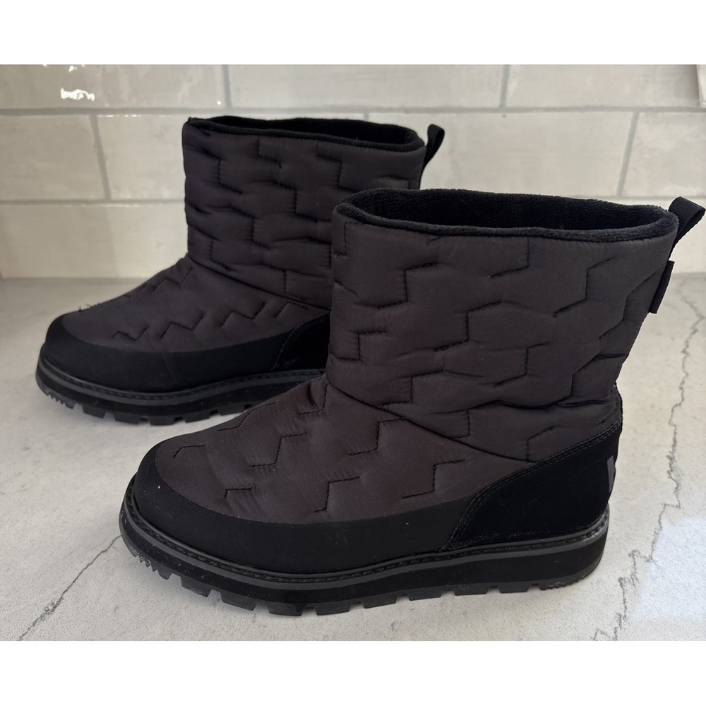 Helly Hansen Women's Beloved 2.0 Winter Boots Size 7 Black Insulated - EXCELLENT